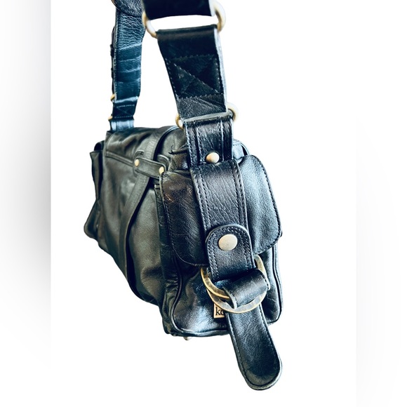 Kooba Hobo Bag 100% Leather in good condition Size Medium ajustable strap - Picture 6 of 15